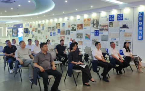 浦江縣委常委、組織部部長(zhǎng)王甲元一行蒞臨杭機(jī)股份開展調(diào)研